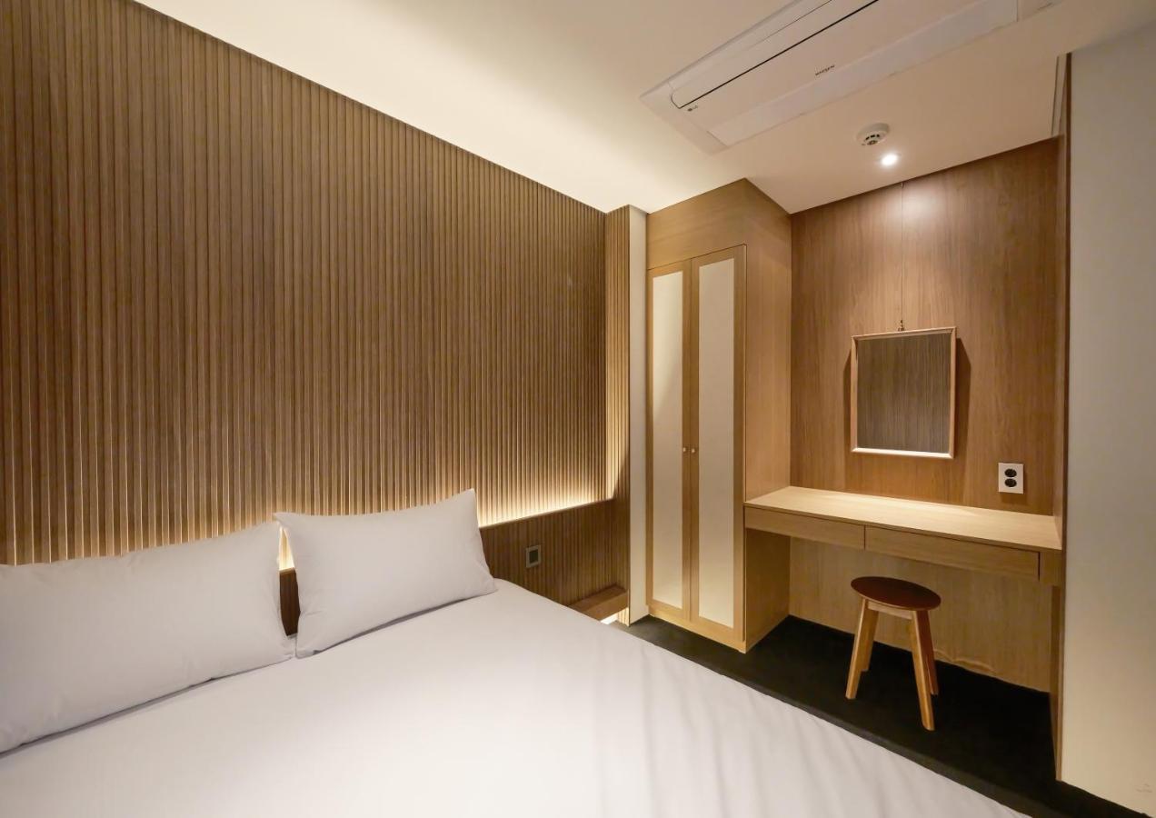 Uh Suite The Myeongdong Seul Zewnętrze zdjęcie