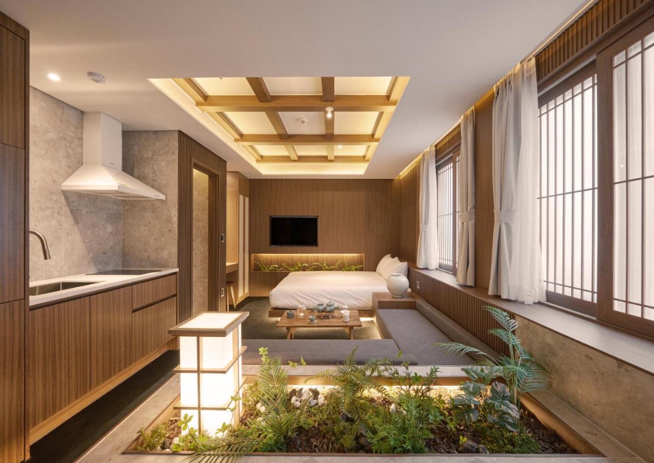 Uh Suite The Myeongdong Seul Zewnętrze zdjęcie